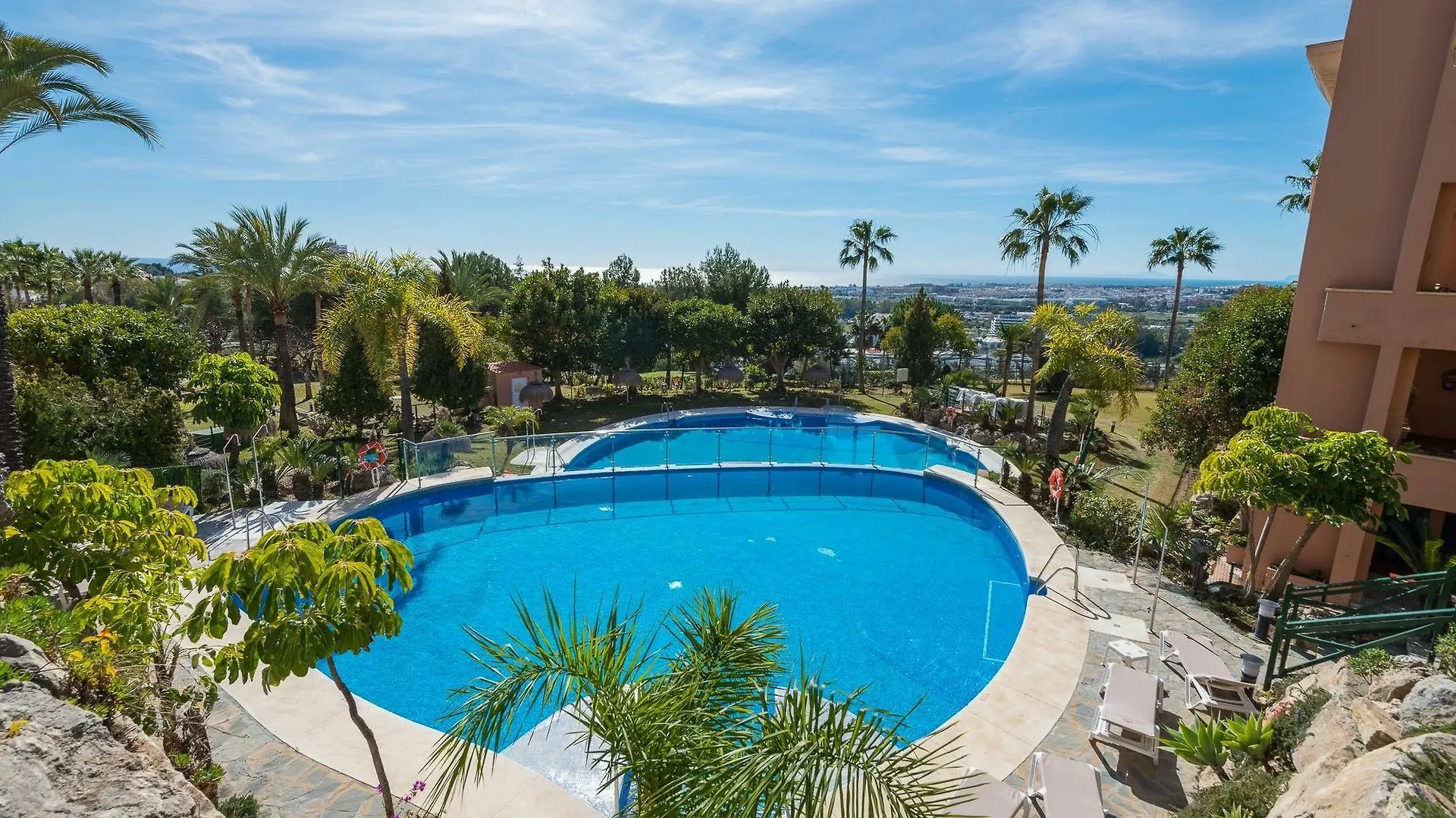 Апартаменты Magna Marbella Dream Duplex